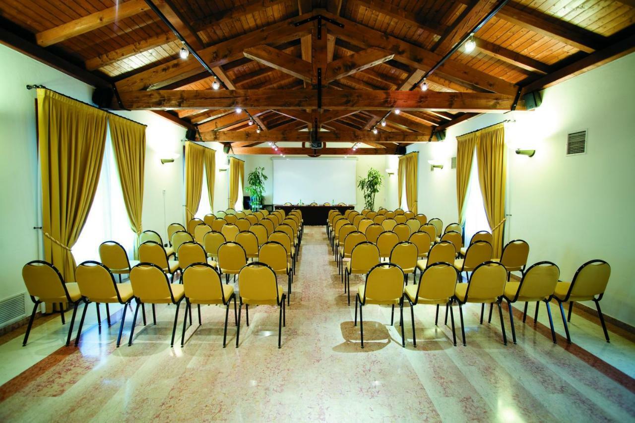 Rocca Conference & Restaurant Hotel Bazzano