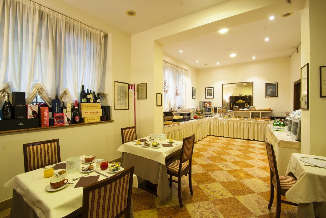 Rocca Conference & Restaurant Hotel